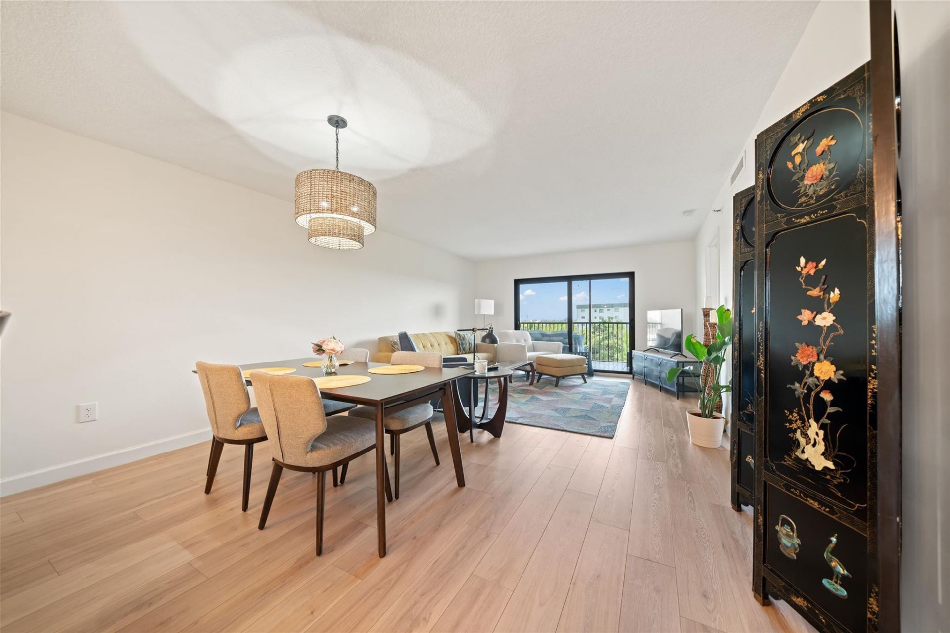 2240 N Cypress Bend Drive, Unit #802, Pompano Beach, FL 33069 Photo