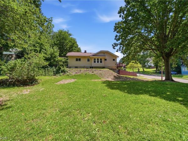 673 Harrison Avenue, Akron, OH 44314