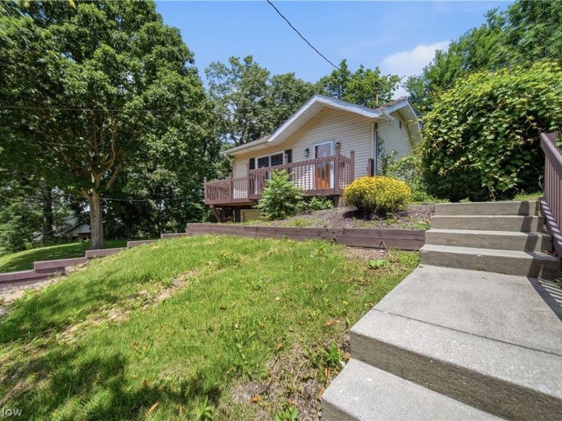 673 Harrison Avenue, Akron, OH 44314 Photo 2