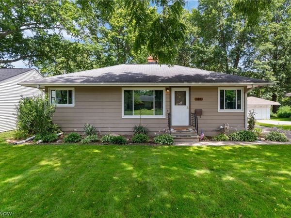 182 Wyleswood Drive , Berea, OH 44017