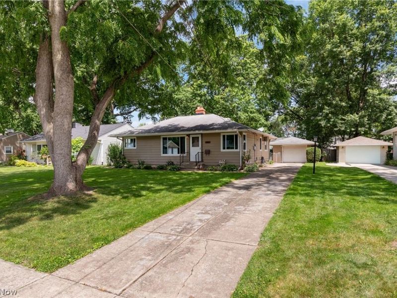 182 Wyleswood Drive, Berea, OH 44017 Photo 2