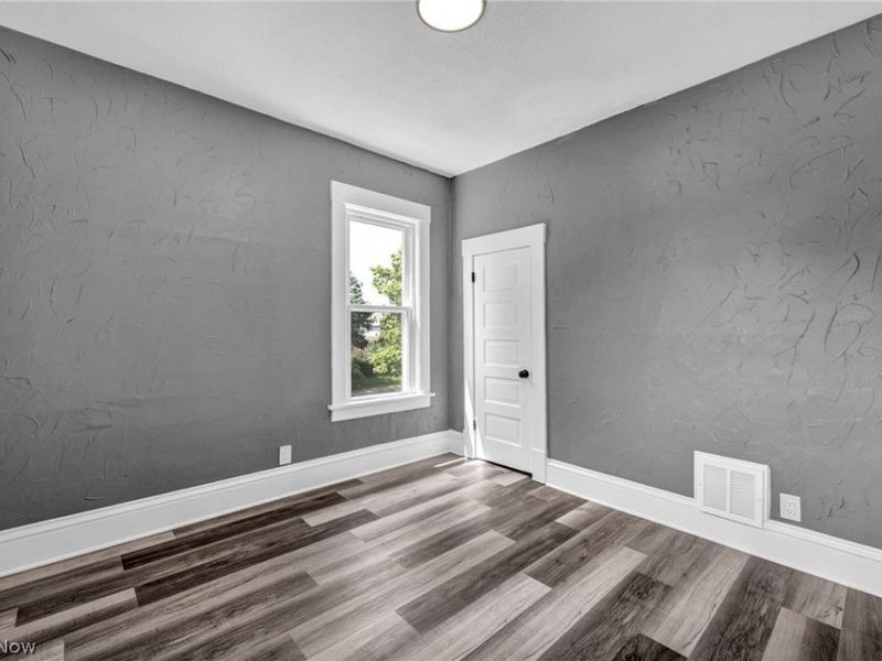 1009 W 10th Street, Lorain, OH 44052 Photo 22