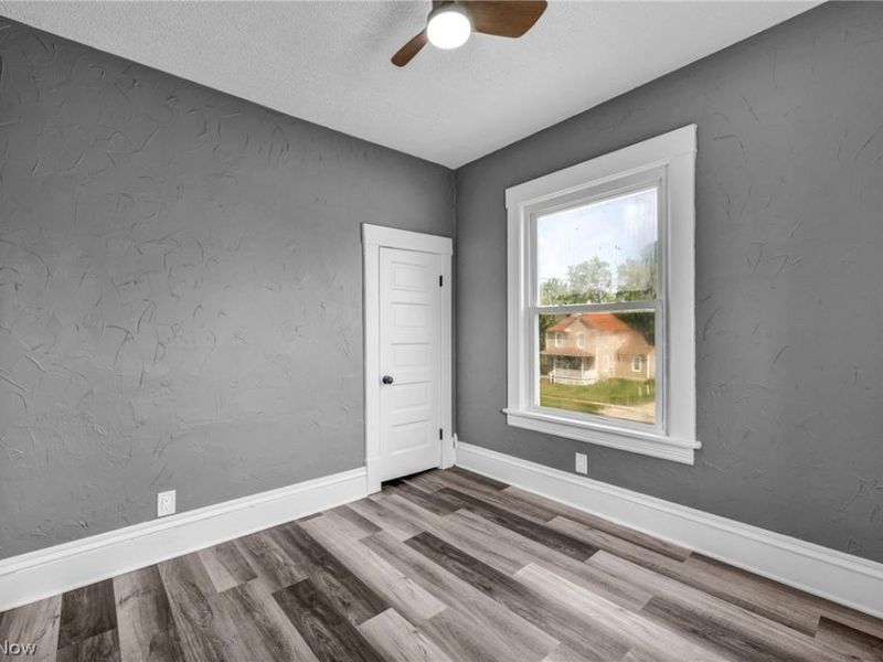 1009 W 10th Street, Lorain, OH 44052 Photo 25