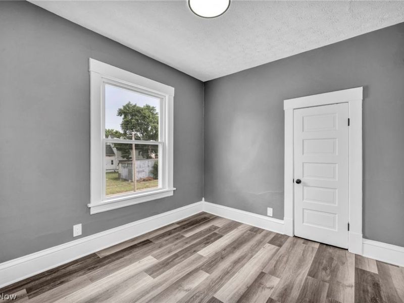 1009 W 10th Street, Lorain, OH 44052 Photo 28