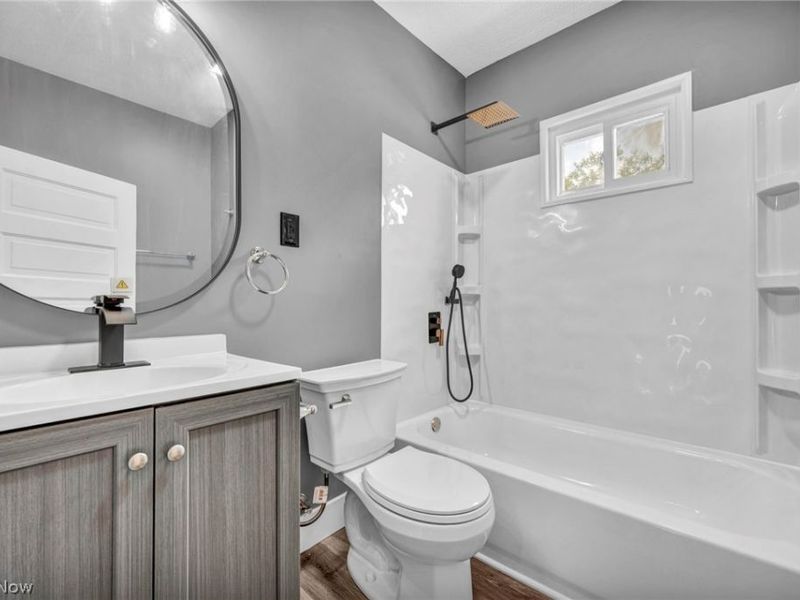 1009 W 10th Street, Lorain, OH 44052 Photo 30