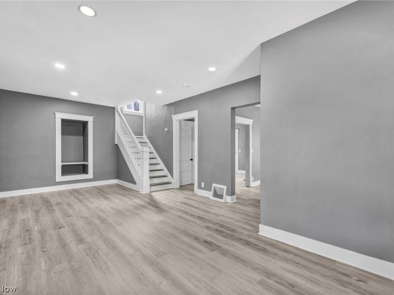1009 W 10th Street, Lorain, OH 44052 Photo 5