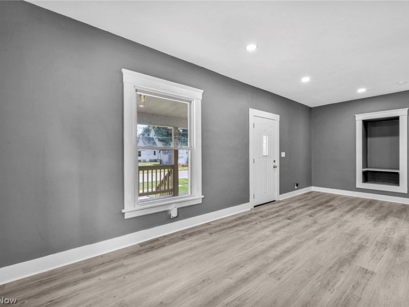 1009 W 10th Street, Lorain, OH 44052 Photo 6