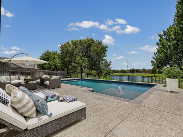 4506 Western Lake DR, Round Rock, TX 78665