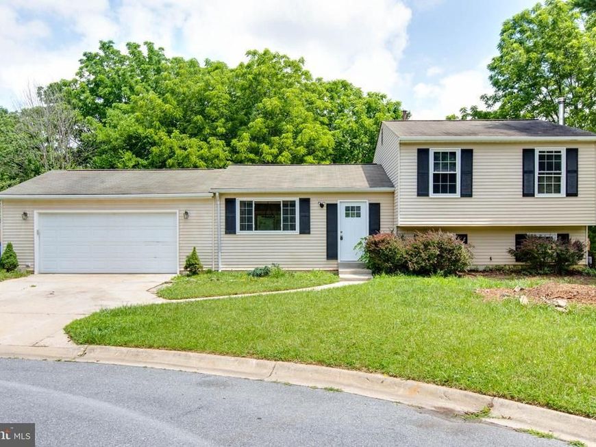10301 Bloom Drive, Damascus, MD 20872 Main Photo