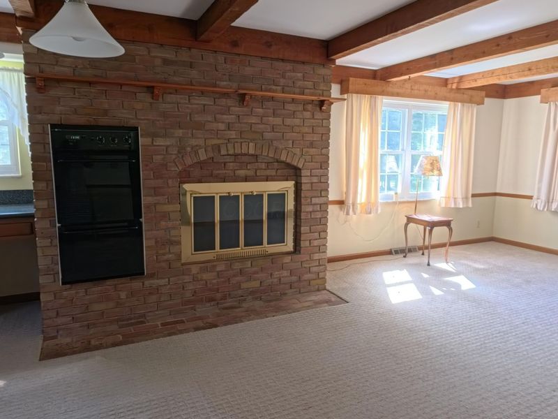 7825 Fairlawn Drive, Pickerington, OH 43147 Photo 6