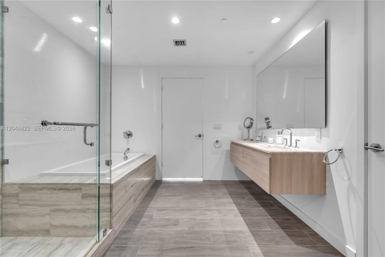 2900 NE 7th Ave, Unit 4308, Miami, FL 33137 Photo