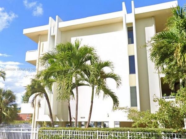 5839 SW 74th Ter , Unit 104, South Miami, FL 33143