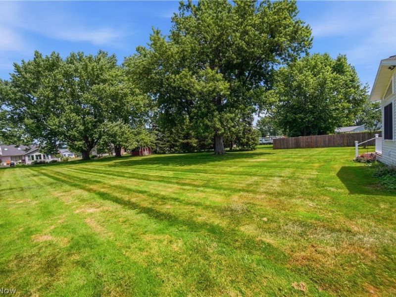 1459 Schneider Street NW, North Canton, OH 44720 Photo 32