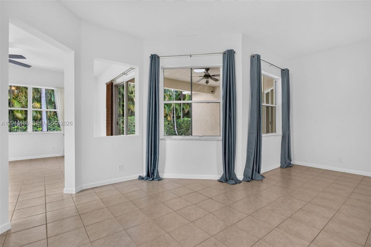 786 Nandina Dr , Weston, FL 33327 Photo