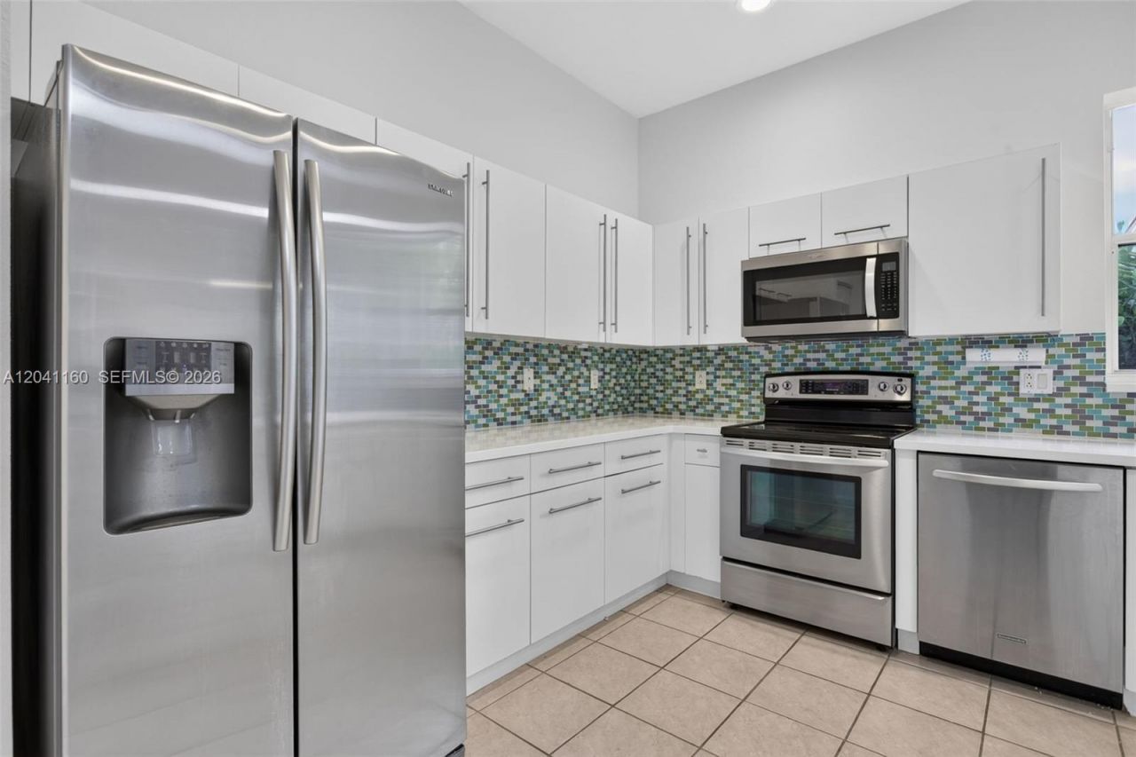 786 Nandina Dr , Weston, FL 33327 Photo