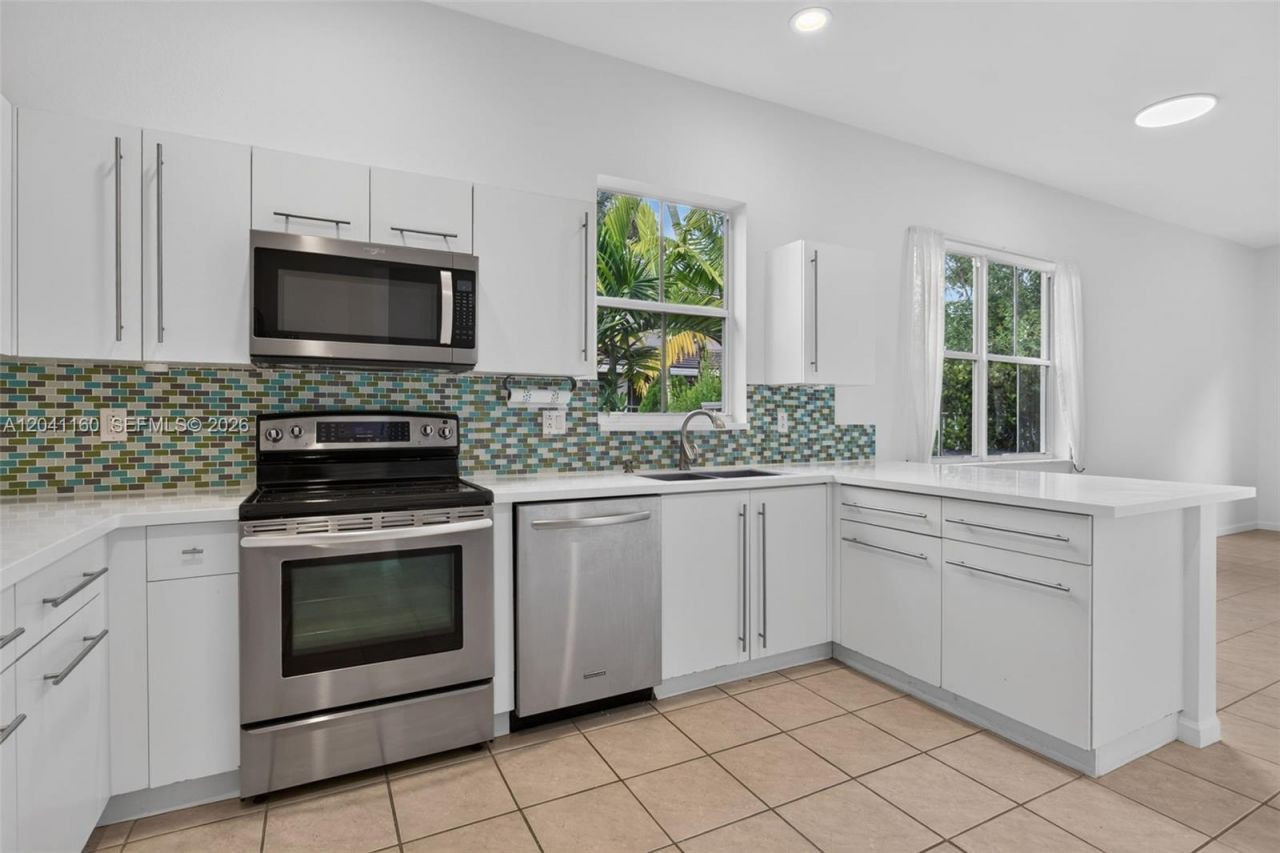 786 Nandina Dr , Weston, FL 33327 Photo