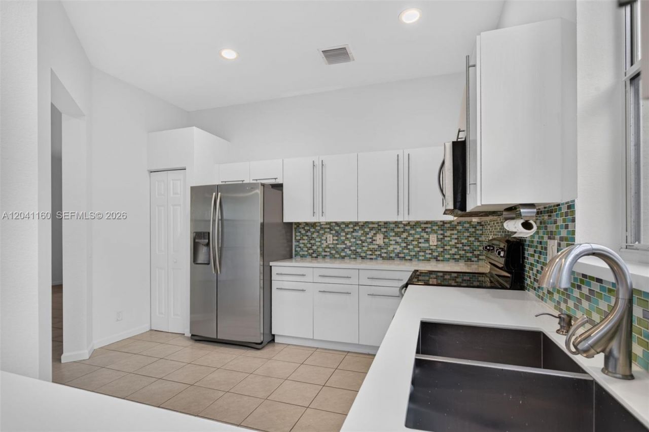 786 Nandina Dr , Weston, FL 33327 Photo