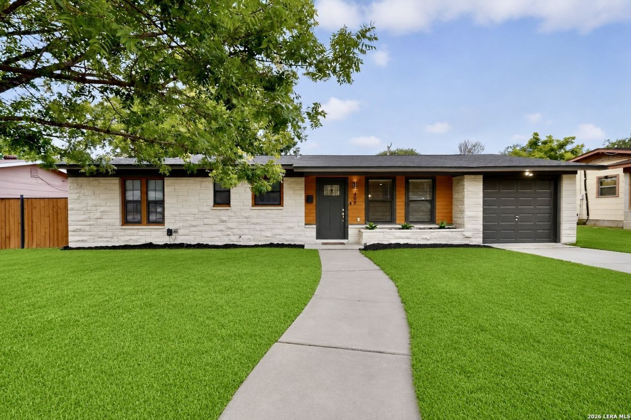 458 Maplewood Ln, San Antonio, TX 78216 Main Photo