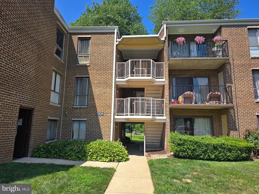 3204 Spartan Road, Unit 10, Olney, MD 20832 Main Photo