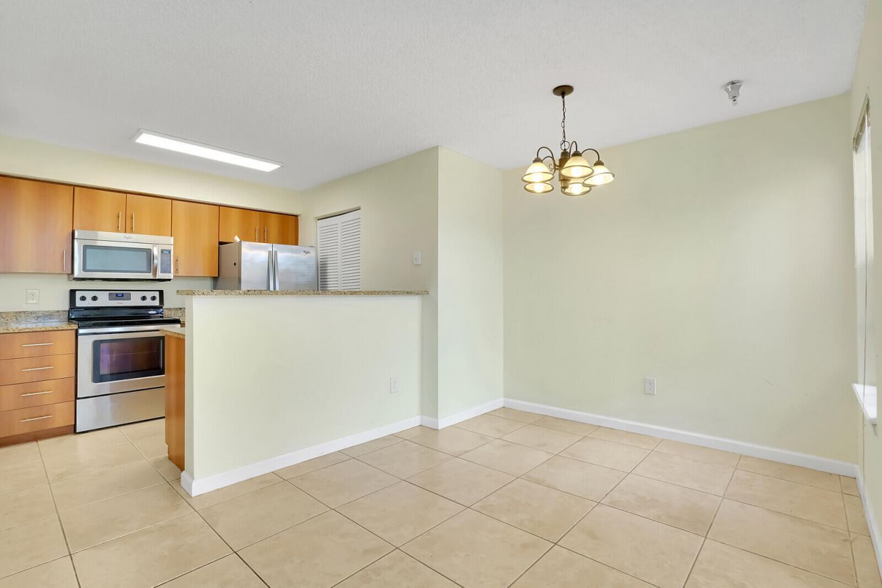 1385 Crystal Way, Unit M, Delray Beach, FL 33444 Photo
