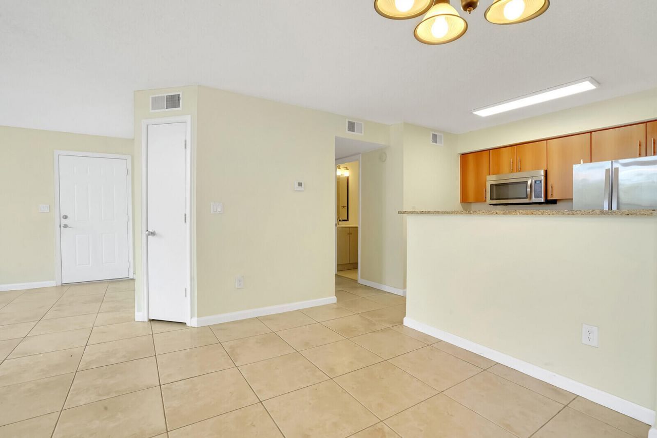 1385 Crystal Way, Unit M, Delray Beach, FL 33444 Photo