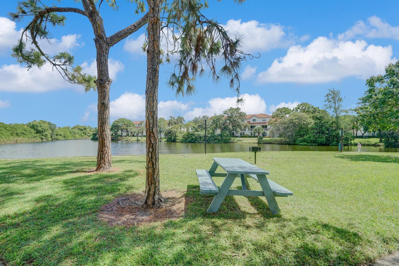 1385 Crystal Way, Unit M, Delray Beach, FL 33444 Photo