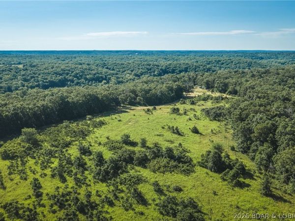 57 Kountry Trail Lane, Brumley, MO 65017