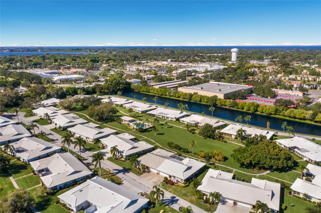 6615 10th Avenue W, Bradenton, FL 34209 Photo