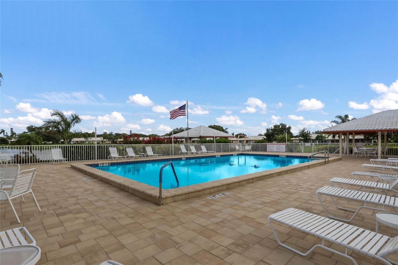 6615 10th Avenue W, Bradenton, FL 34209 Photo