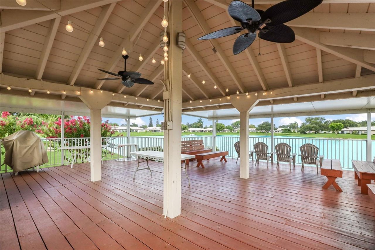 6615 10th Avenue W, Bradenton, FL 34209 Photo