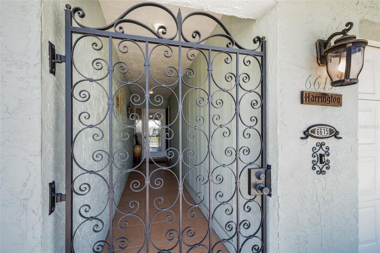 6615 10th Avenue W, Bradenton, FL 34209 Photo