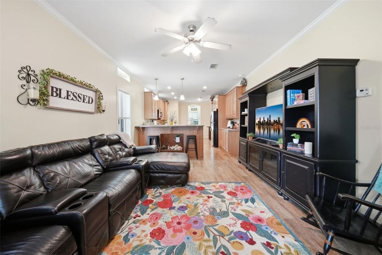 25138 Buttonwood Drive , Astatula, FL 34705 Photo