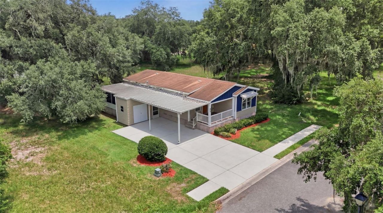 25138 Buttonwood Drive , Astatula, FL 34705 Photo