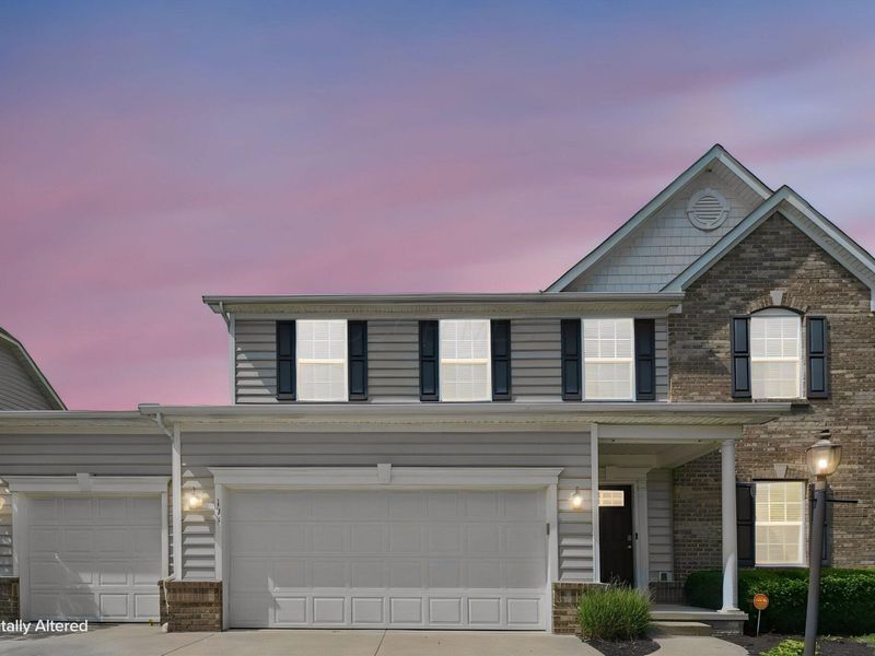 154 Shawnee Drive, Pickerington, OH 43147 Photo 3