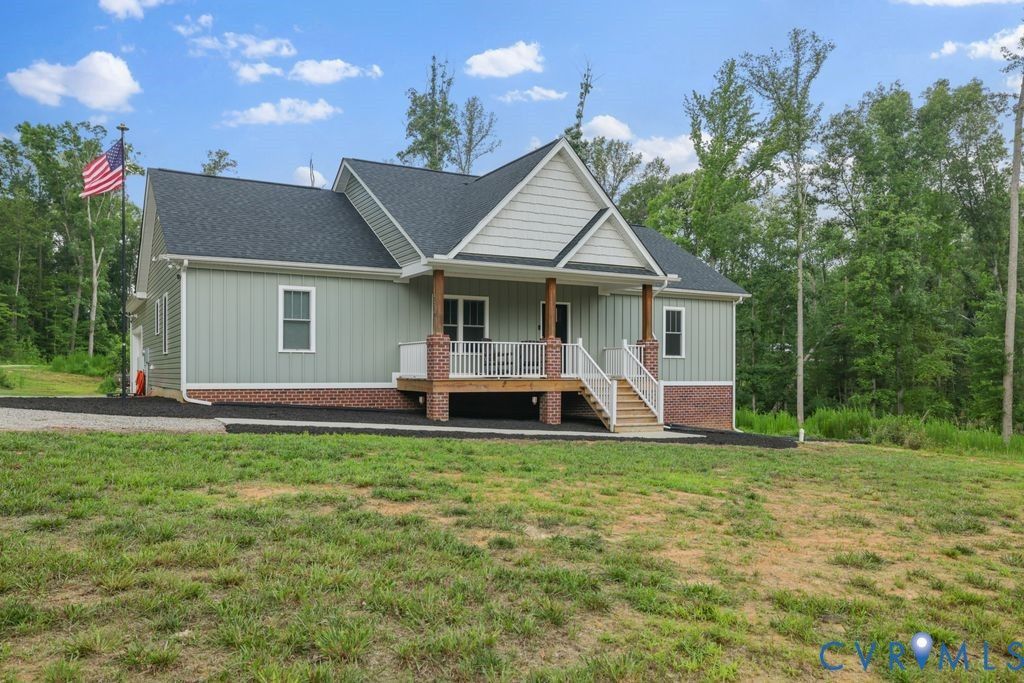 3259 Three Bridge Road, Powhatan, VA 23139 Main Photo