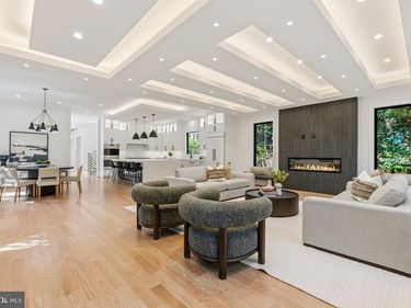1211 20TH STREET S, ARLINGTON, VA 22202