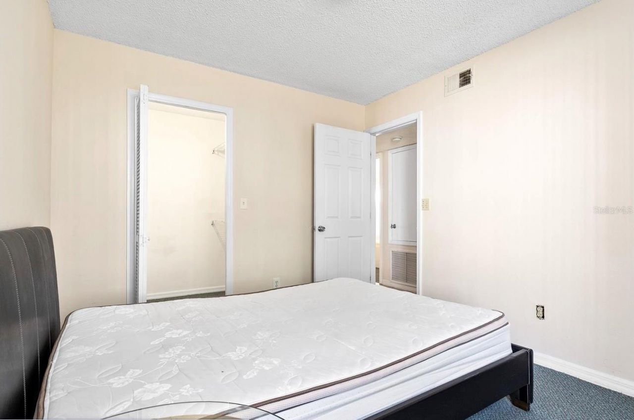2741 N Poinciana Boulevard , Unit 49, Kissimmee, FL 34746 Photo