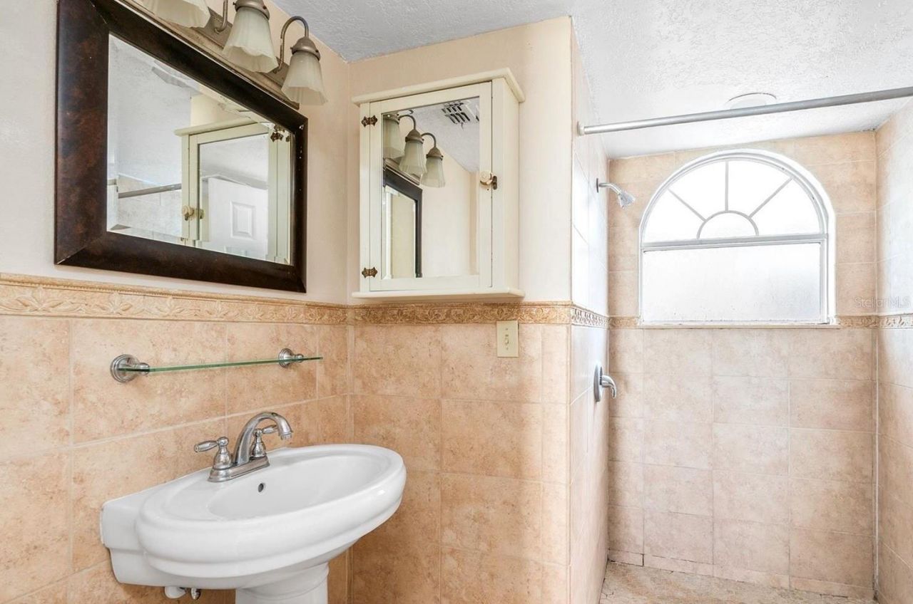 2741 N Poinciana Boulevard , Unit 49, Kissimmee, FL 34746 Photo