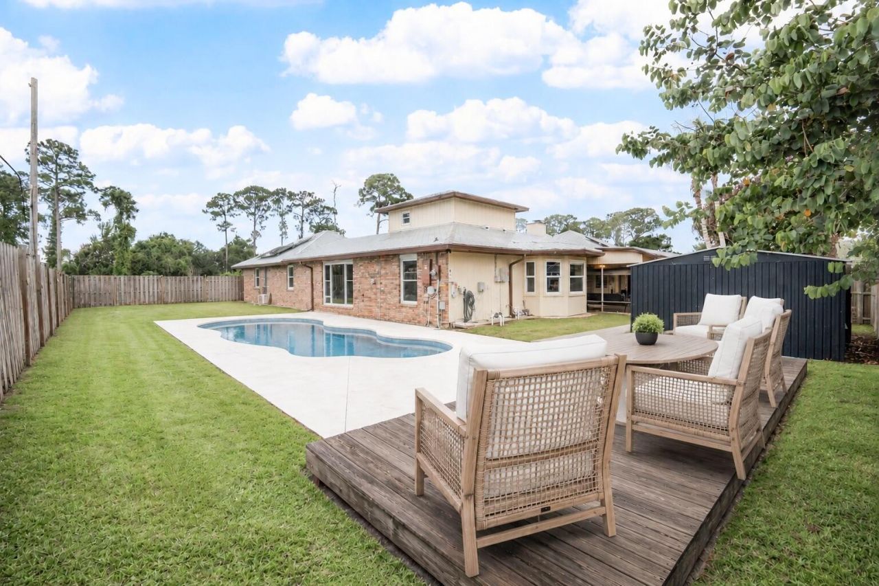 1091 SE Spinnaker Avenue, Port Saint Lucie, FL 34983 Photo