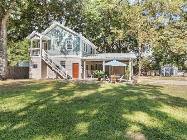 6980 Laverne Drive S, Mobile, AL 36618