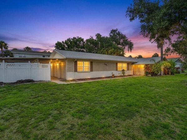 6999 16TH AVENUE N, ST PETERSBURG, FL 33710