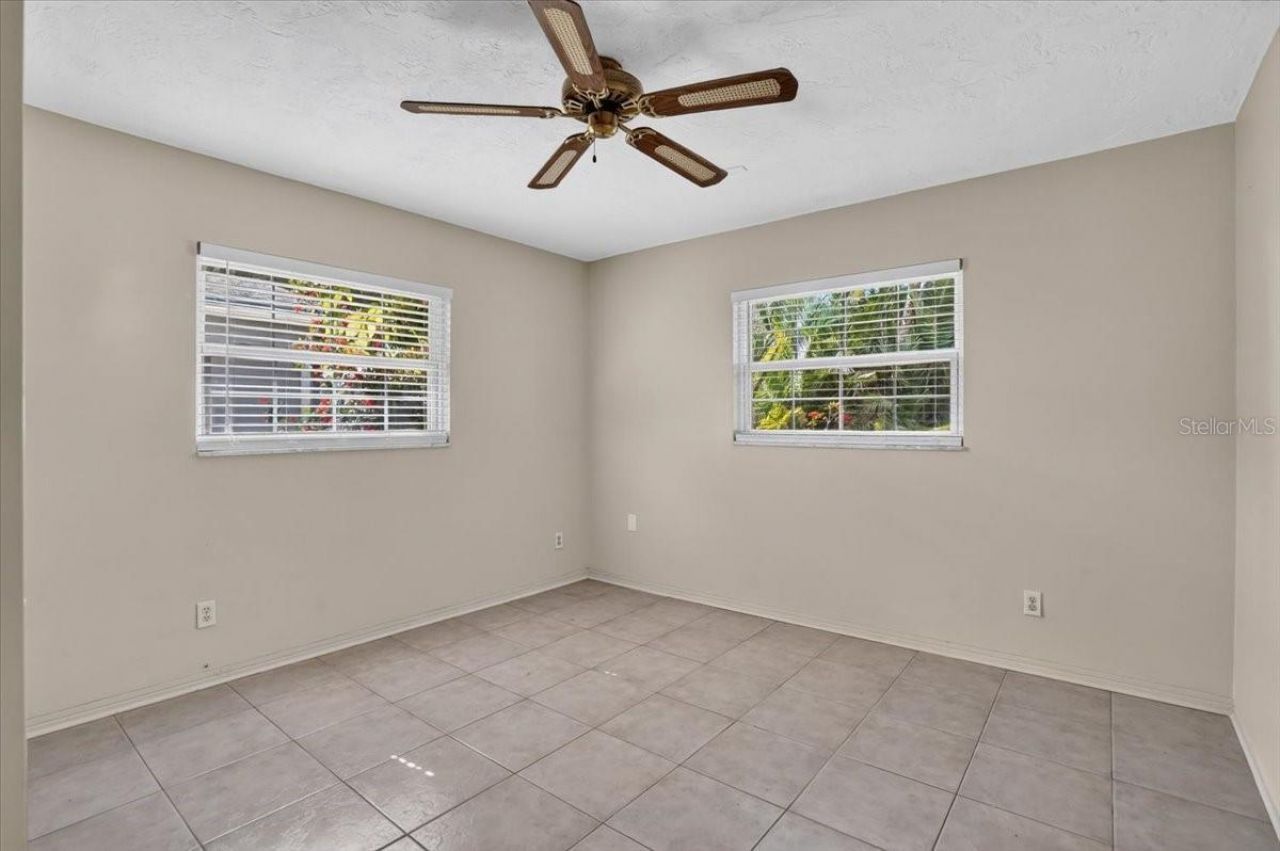 6999 16th Avenue N, Saint Petersburg, FL 33710 Photo