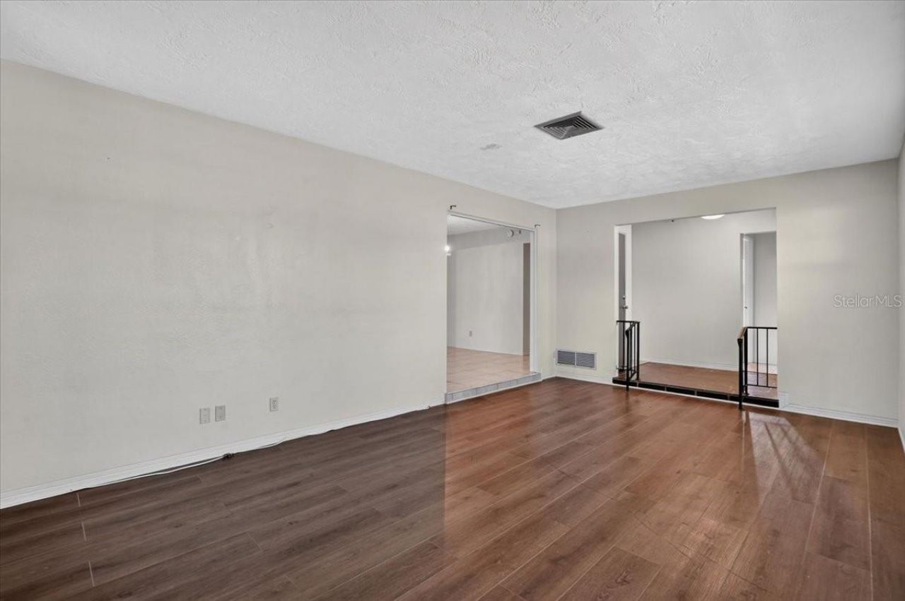 6999 16th Avenue N, Saint Petersburg, FL 33710 Photo