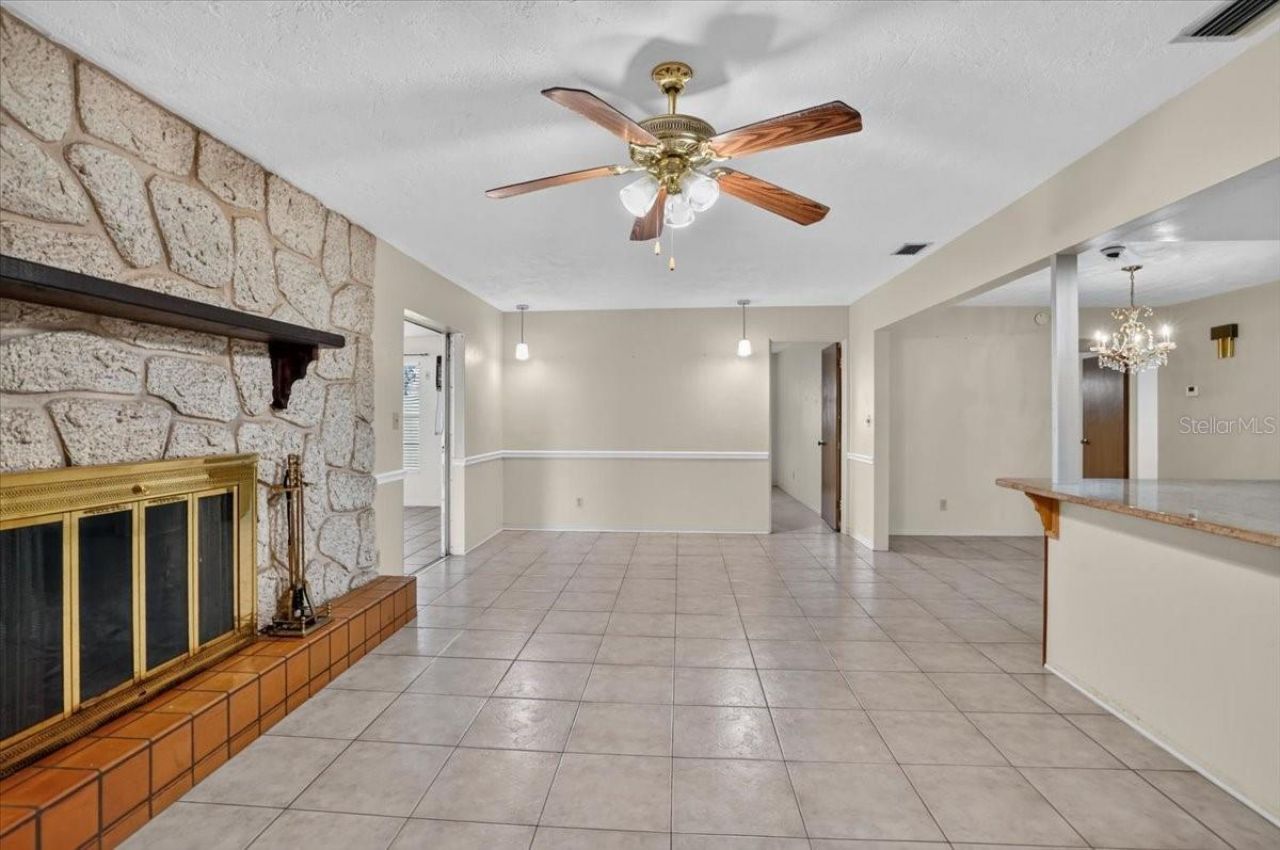 6999 16th Avenue N, Saint Petersburg, FL 33710 Photo
