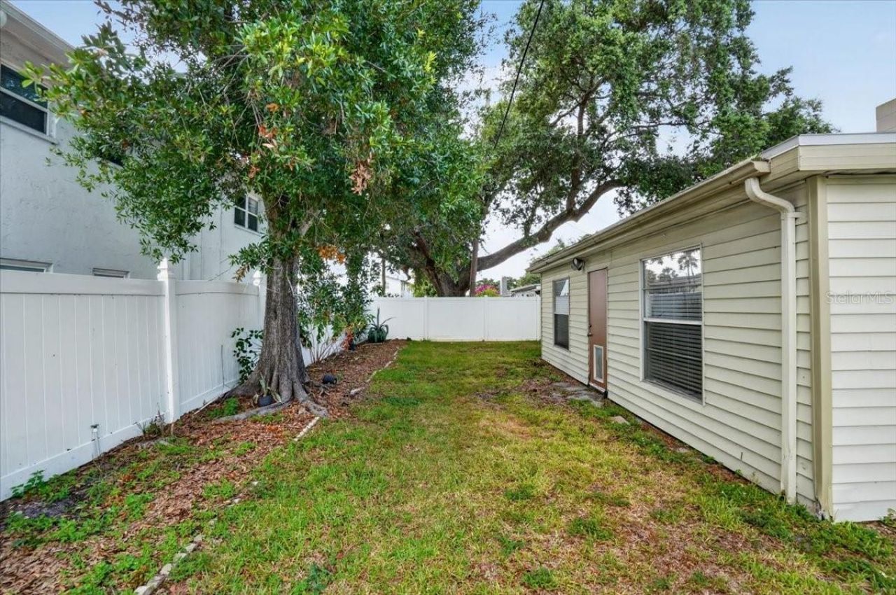 6999 16th Avenue N, Saint Petersburg, FL 33710 Photo