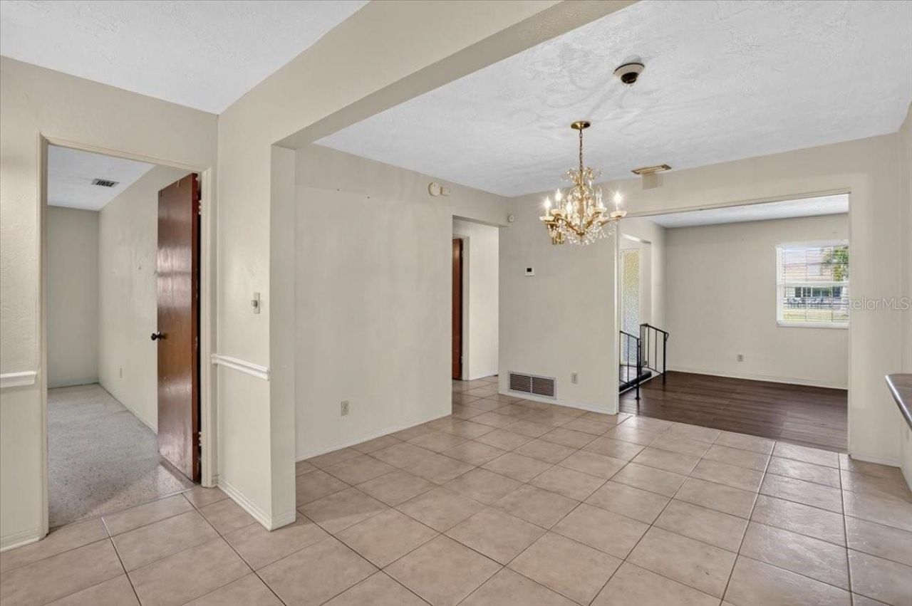6999 16th Avenue N, Saint Petersburg, FL 33710 Photo