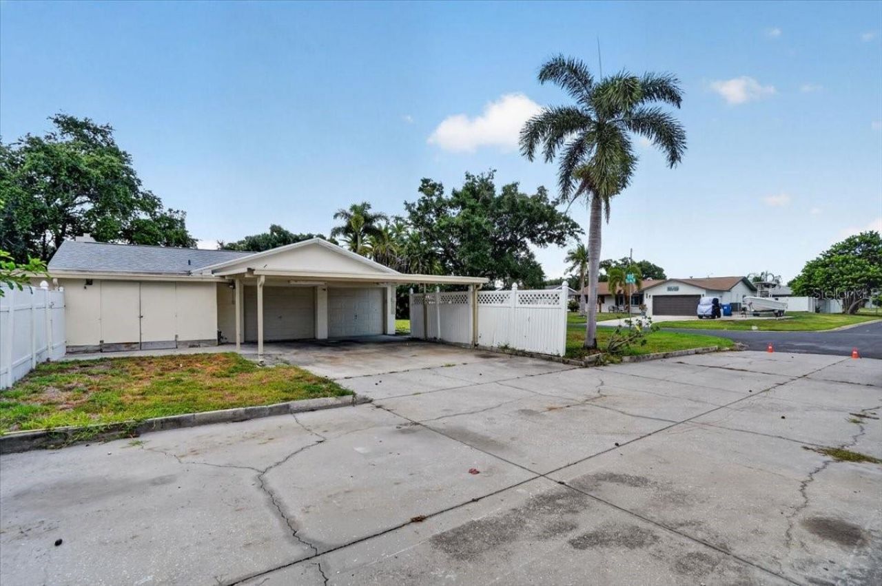 6999 16th Avenue N, Saint Petersburg, FL 33710 Photo