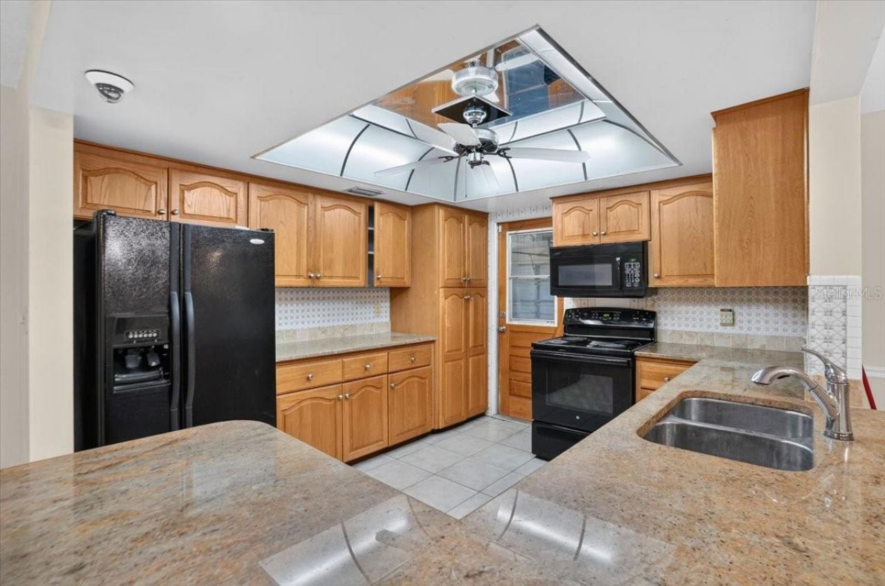6999 16th Avenue N, Saint Petersburg, FL 33710 Photo