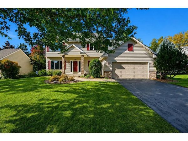 1860 Spinaker Drive, Woodbury, MN 55125