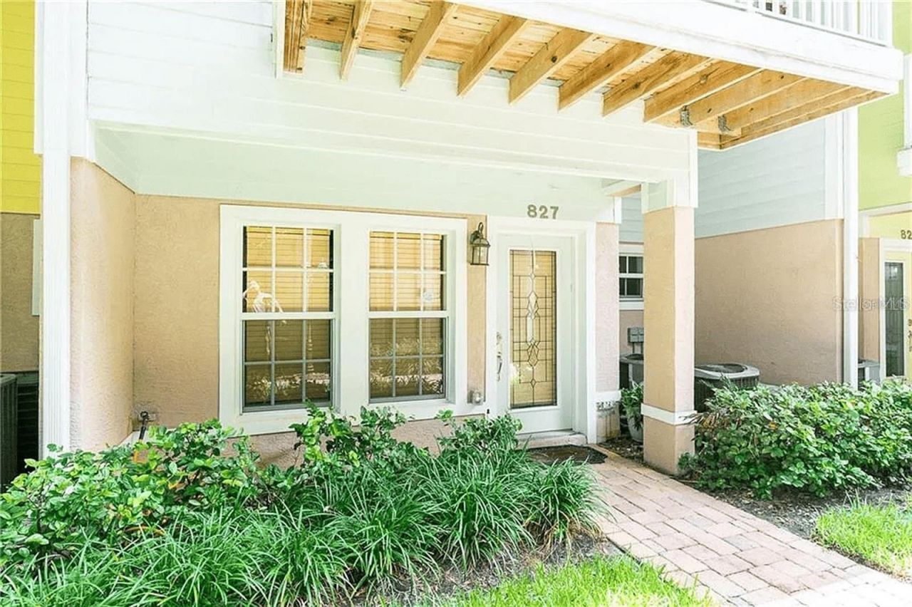 827 Grove Street N, Saint Petersburg, FL 33701 Photo